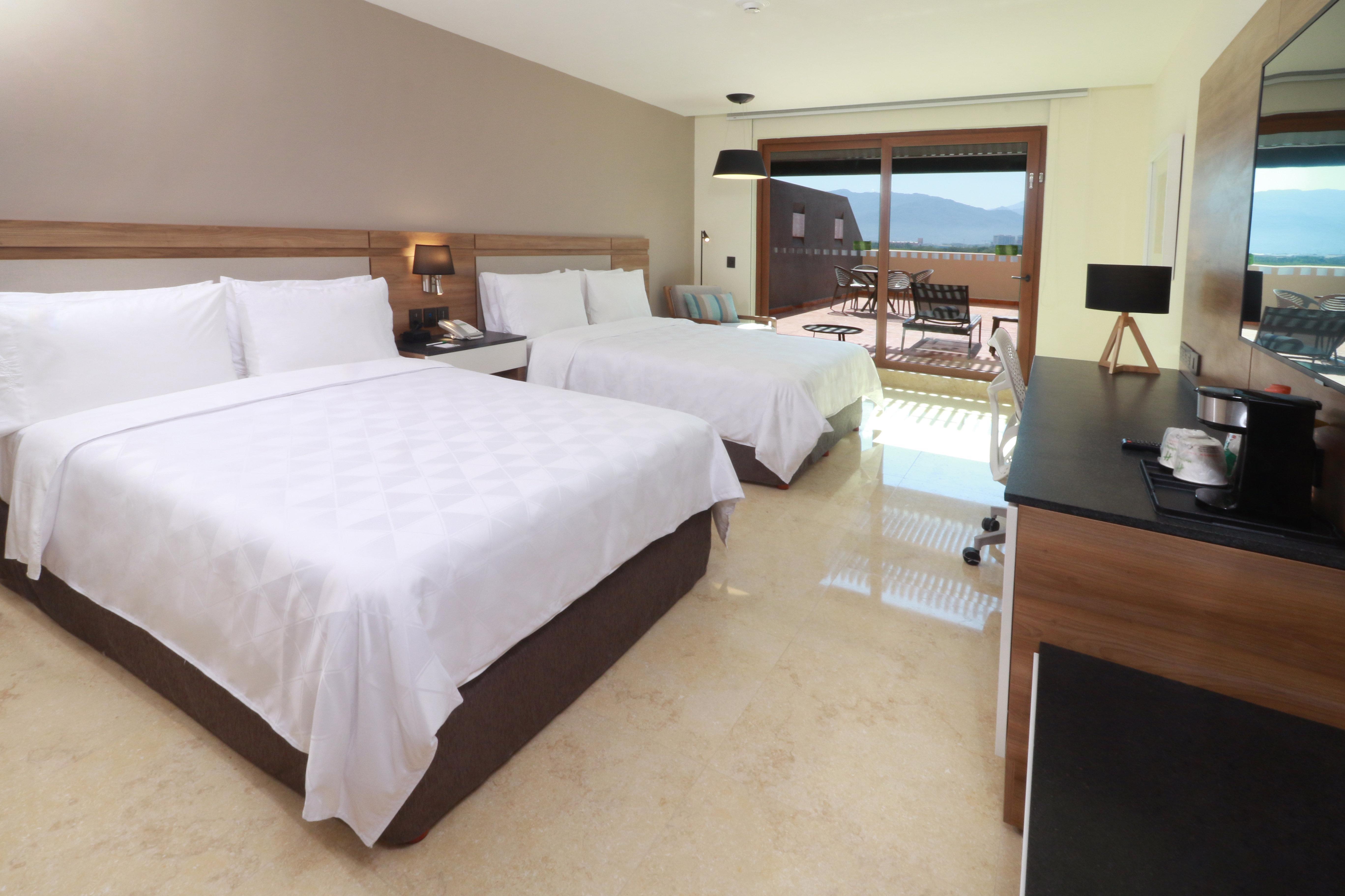Holiday Inn & Suites - Puerto Vallarta Marina & Golf By Ihg Exterior foto