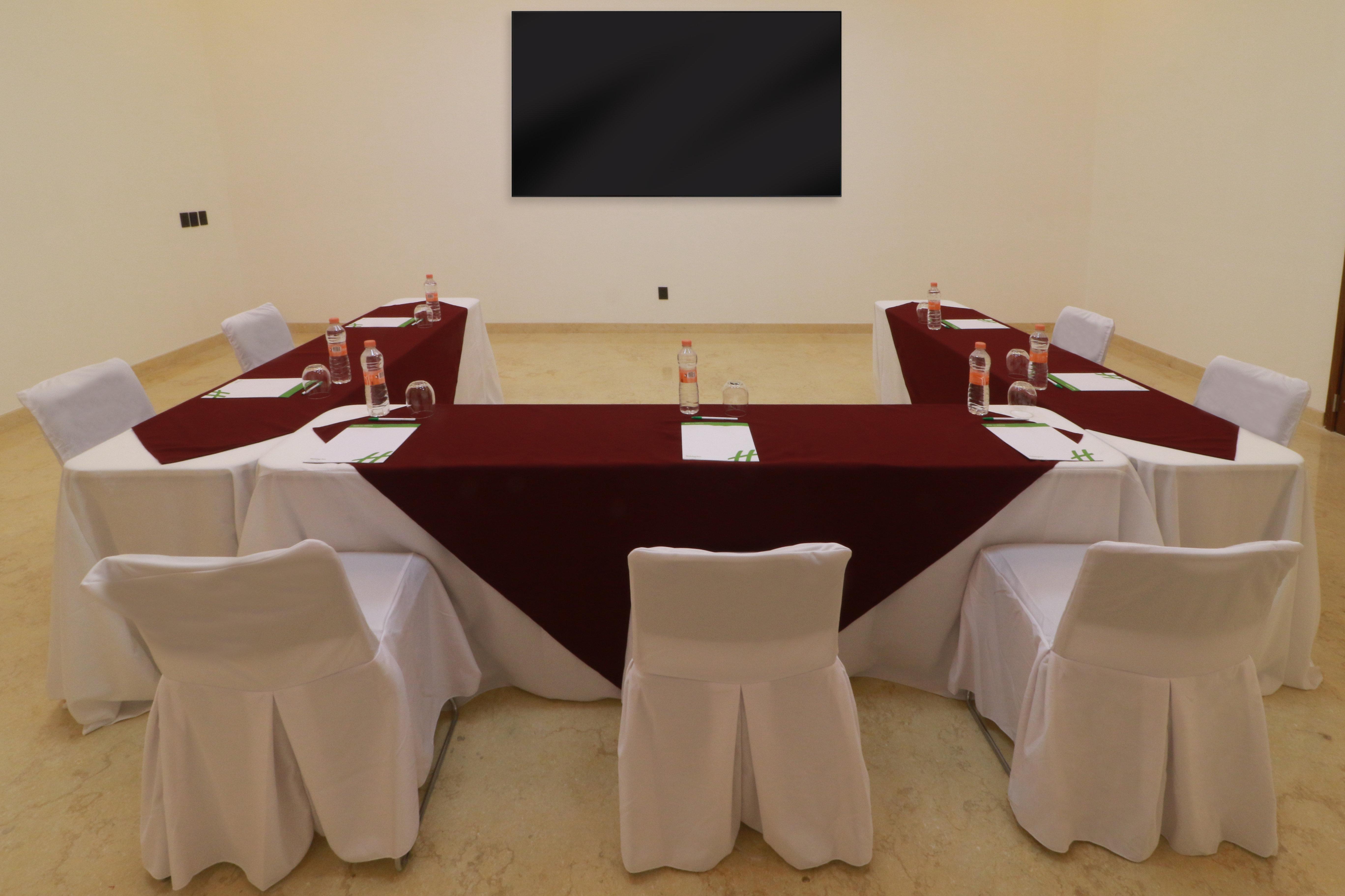 Holiday Inn & Suites - Puerto Vallarta Marina & Golf By Ihg Exterior foto