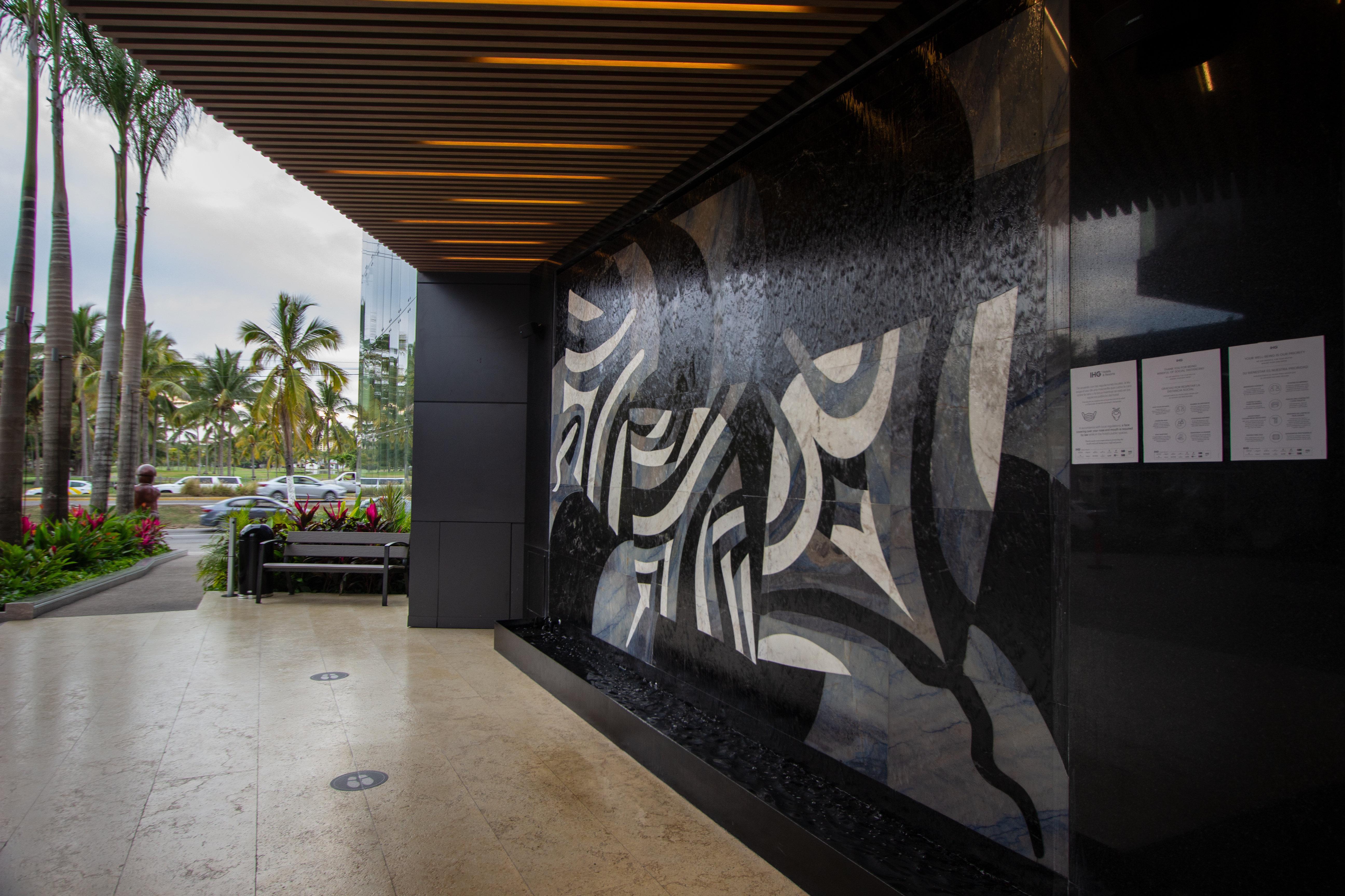 Holiday Inn & Suites - Puerto Vallarta Marina & Golf By Ihg Exterior foto