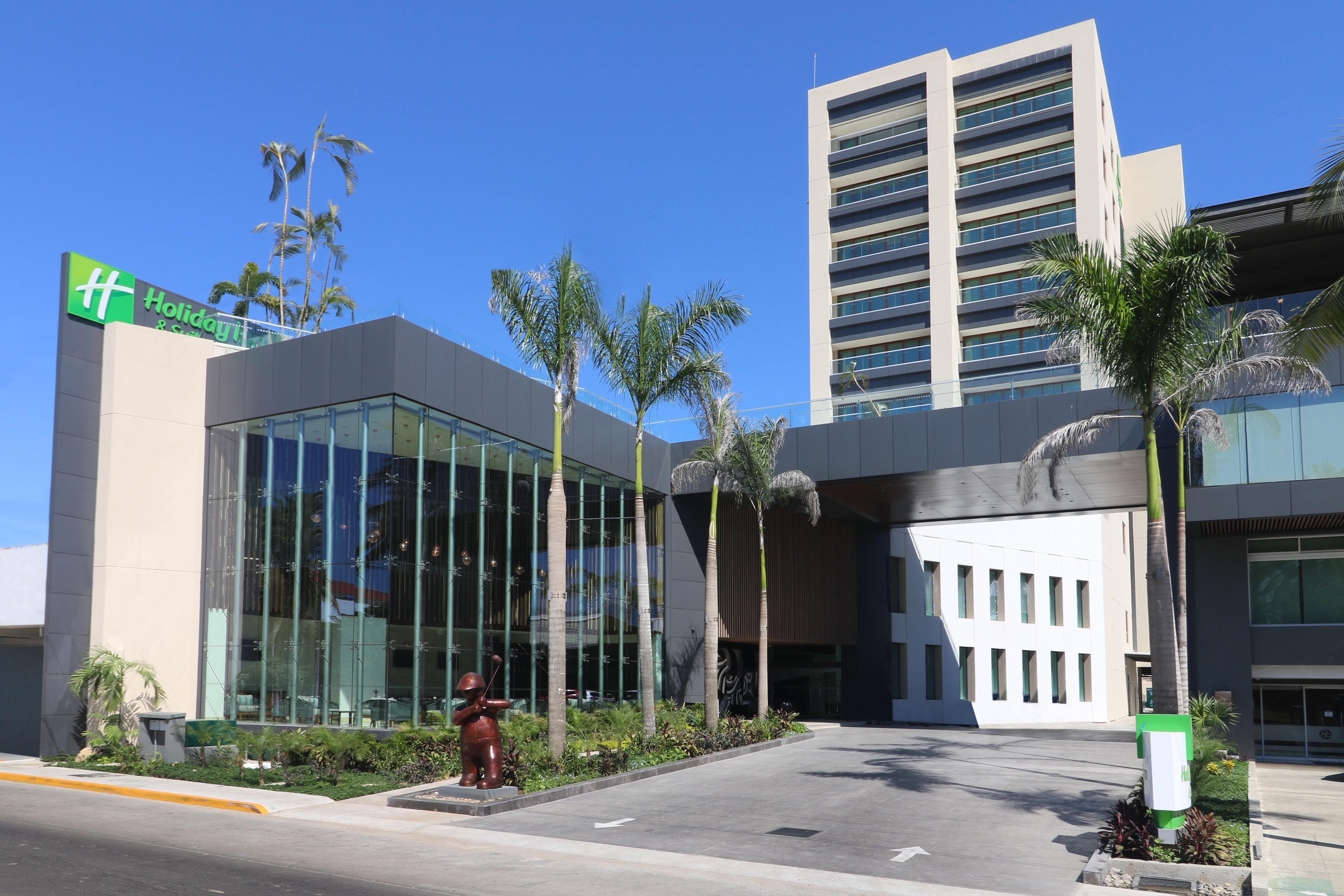 Holiday Inn & Suites - Puerto Vallarta Marina & Golf By Ihg Exterior foto